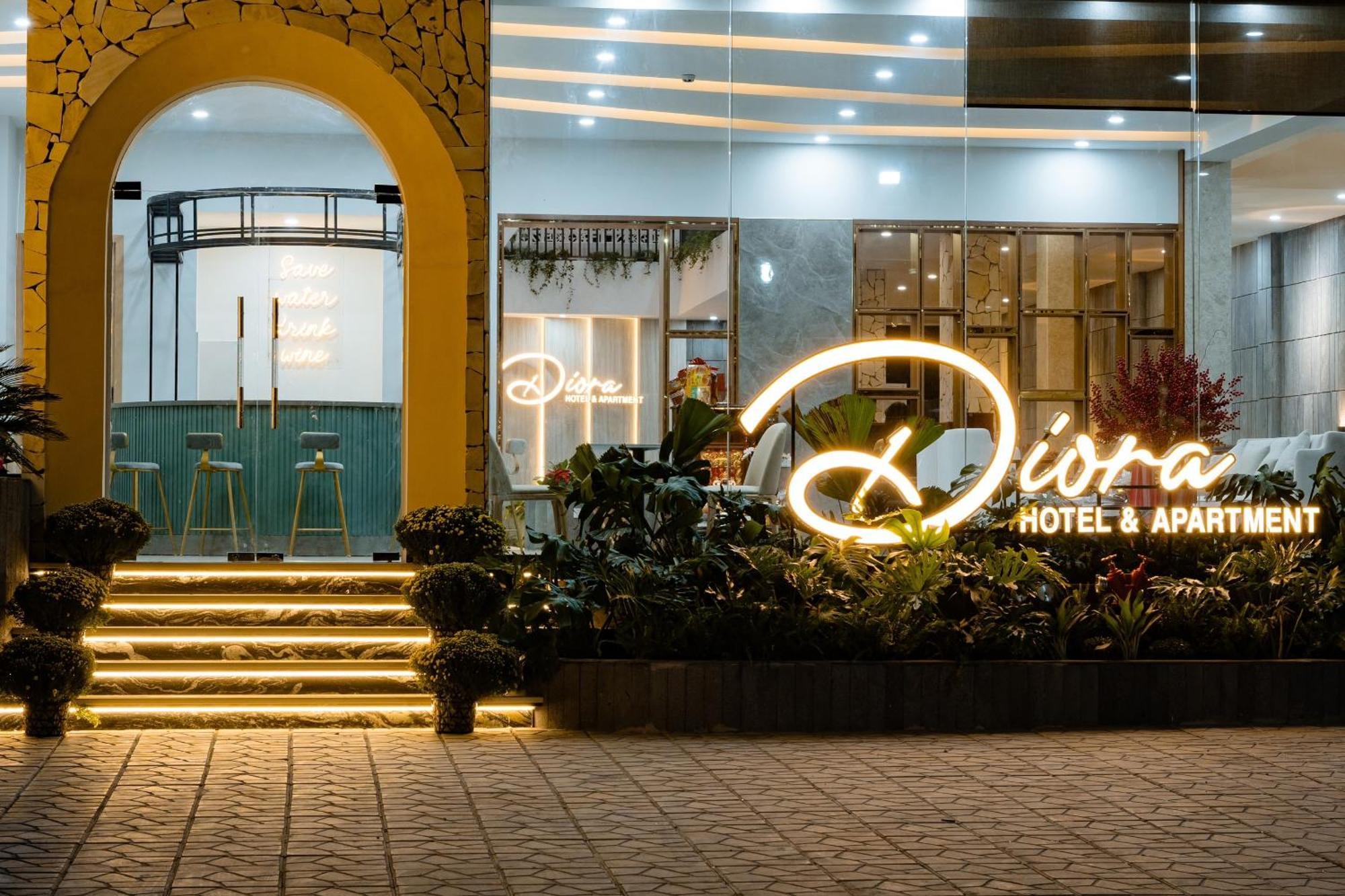 Diora Hotel Pleiku By Hos Buitenkant foto