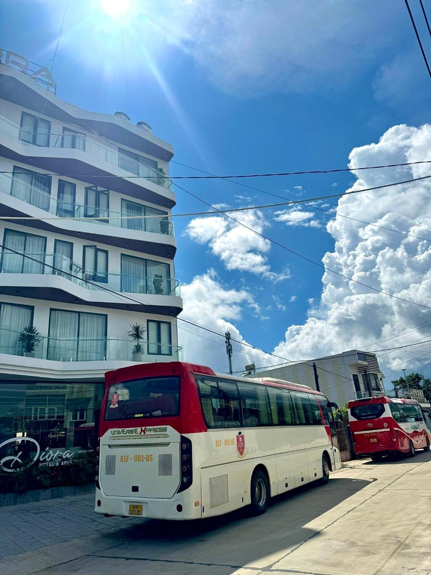 Diora Hotel Pleiku By Hos Buitenkant foto
