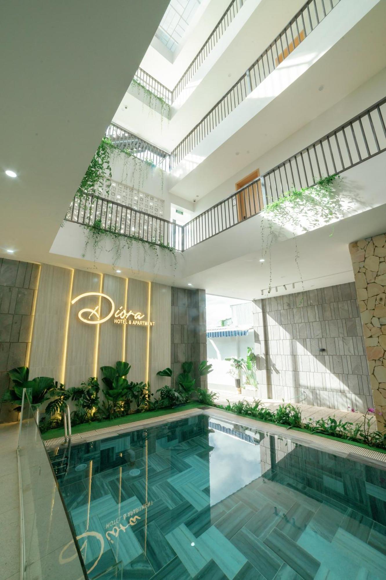 Diora Hotel Pleiku By Hos Buitenkant foto